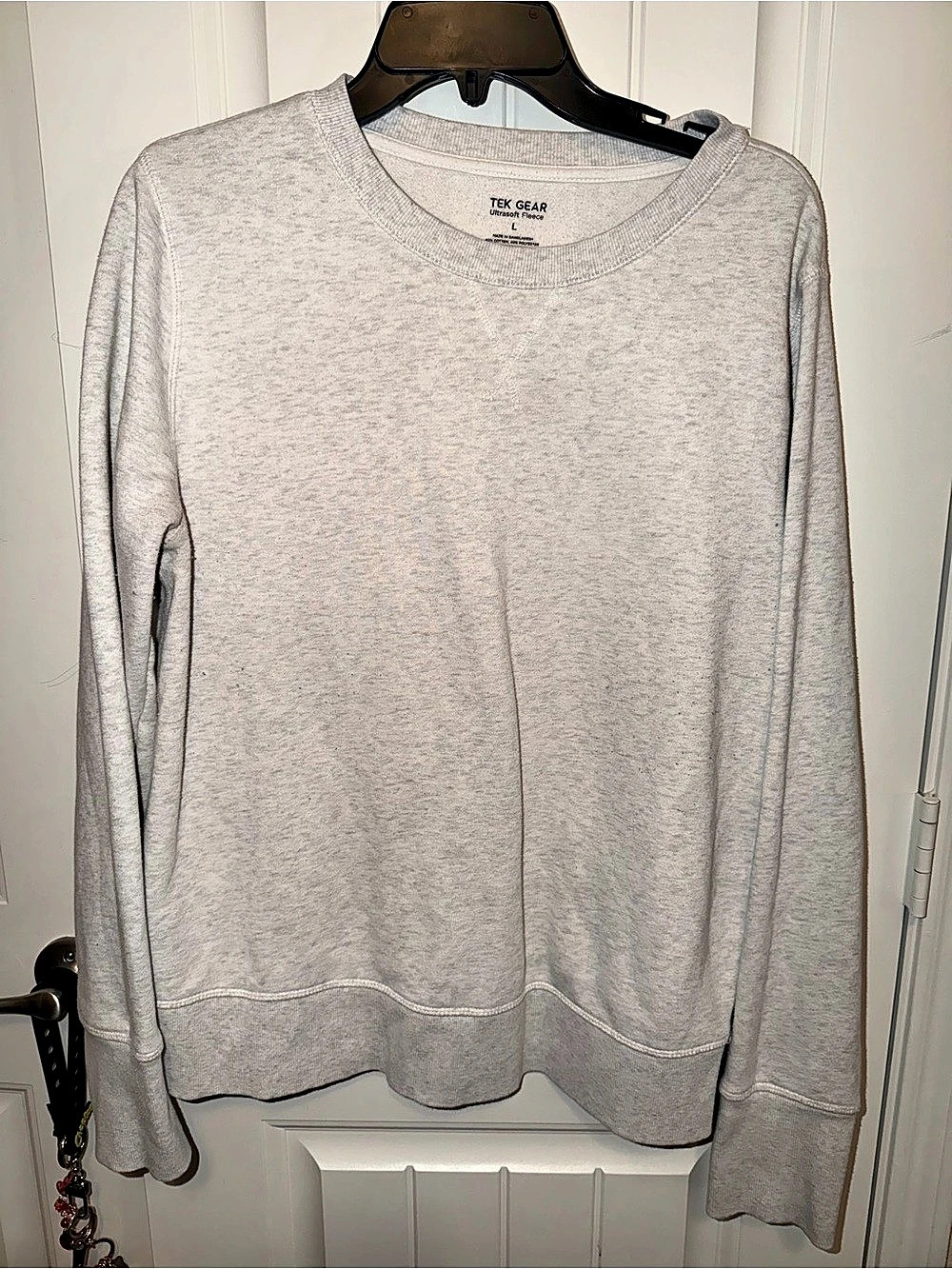 TEK GEAR Long Sleeve Crewneck in Gray